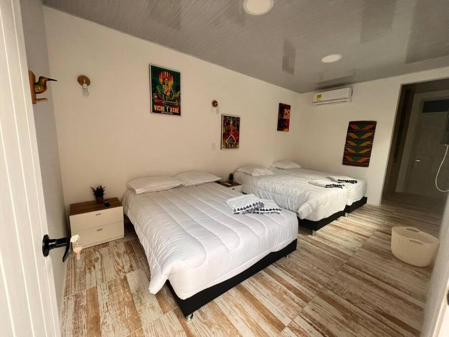 فيلا Nueva En San Antonio Cali, La Casa De Tona المظهر الخارجي الصورة